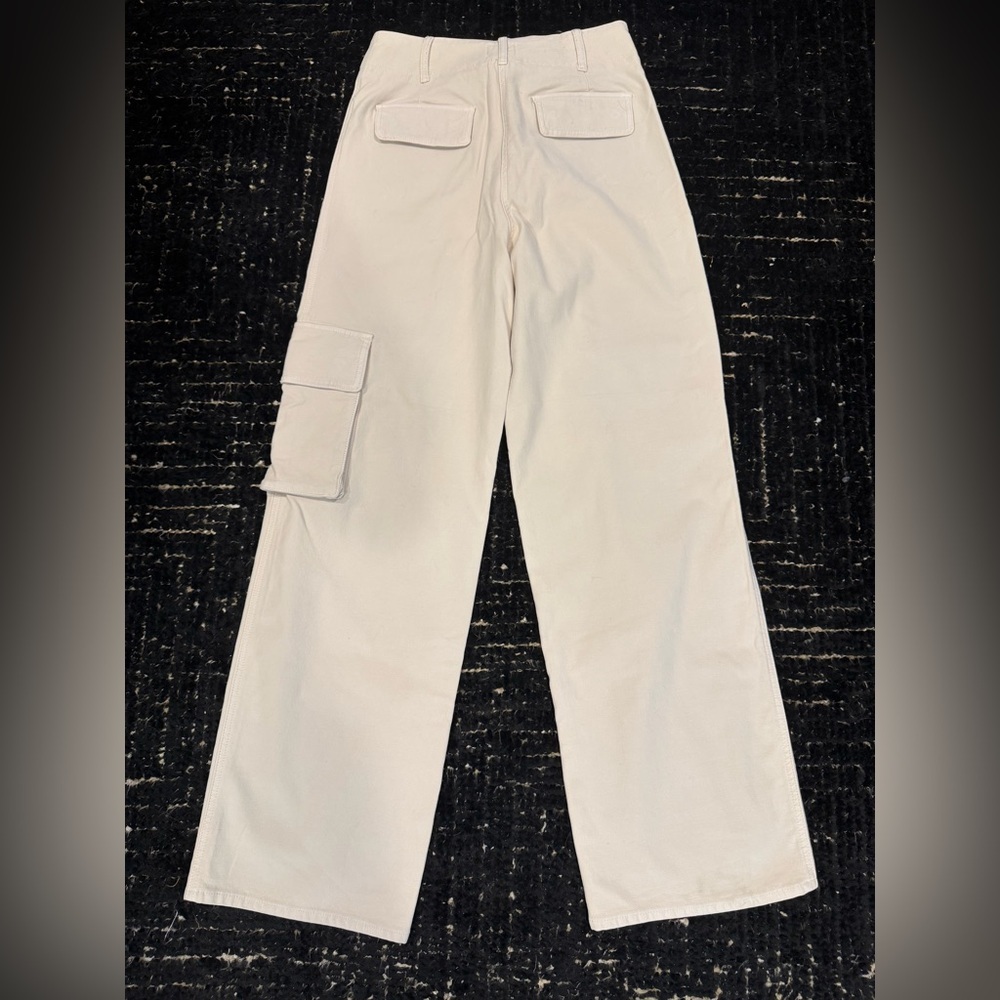 Wilfred Free Aritzia Cream Cargo Pants High Rise Straight Leg Utility Size 8 - Picture 2 of 7